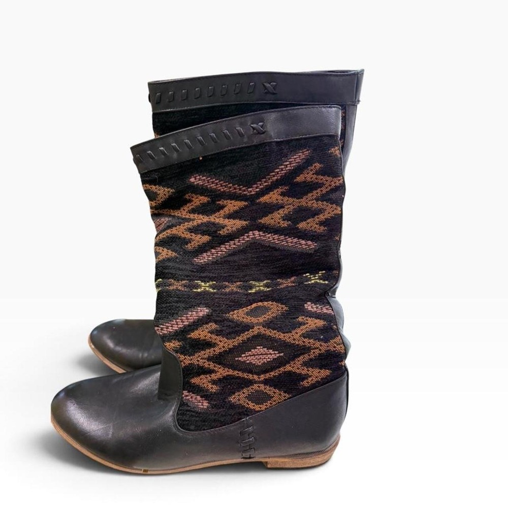 Wanted Vintage Woven Leather Aztec Boho Western Rustic Distressed Mid Calf Boots